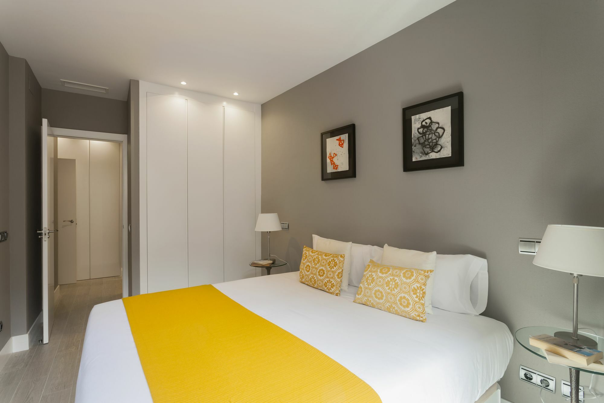 Dobo Rooms Palacio Apartments مدريد المظهر الخارجي الصورة